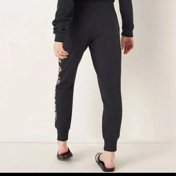 New VS PINK SKINNY JOGGERS ROSE GOLD FOIL - Picture 3 of 8